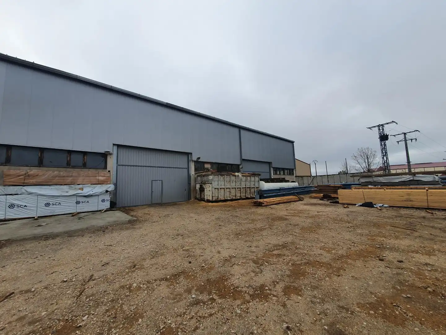 Exterior view of Industrial buildings for sale in Madrigalejo del Monte
