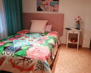Dormitori de Casa adosada en venda en Bigastro amb Aire condicionat i Terrassa