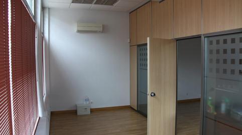 Premises for sale in Avenida Gabriel Aresti, Txurdinaga, Bizkaia - image 4 Photo 4 of Premises for sale in Avenida Gabriel Aresti, Txurdinaga, Bizkaia