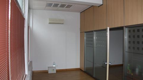 Premises for sale in Avenida Gabriel Aresti, Txurdinaga, Bizkaia - image 5 Photo 5 of Premises for sale in Avenida Gabriel Aresti, Txurdinaga, Bizkaia