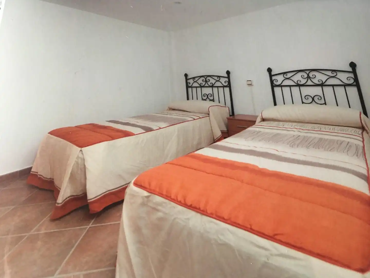 Dormitori de Local en venda en El Campillo de la Jara amb Aire condicionat i Calefacció