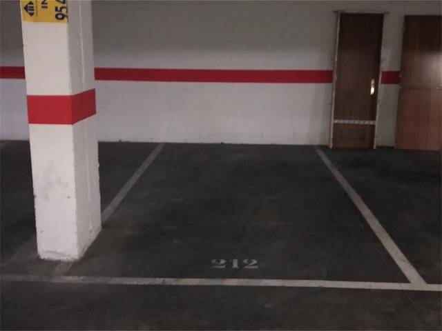 Garaje en Venta en Calle Profesor Manuel Olivencia Ruiz en Alfalfa - Santa Cruz