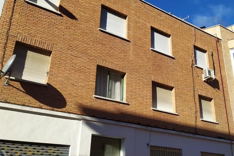 Piso en venta en Calle de Bernardina García, Lucero, Madrid - imagen 1 Foto 1 de Piso en venta en Calle de Bernardina García, Lucero, Madrid