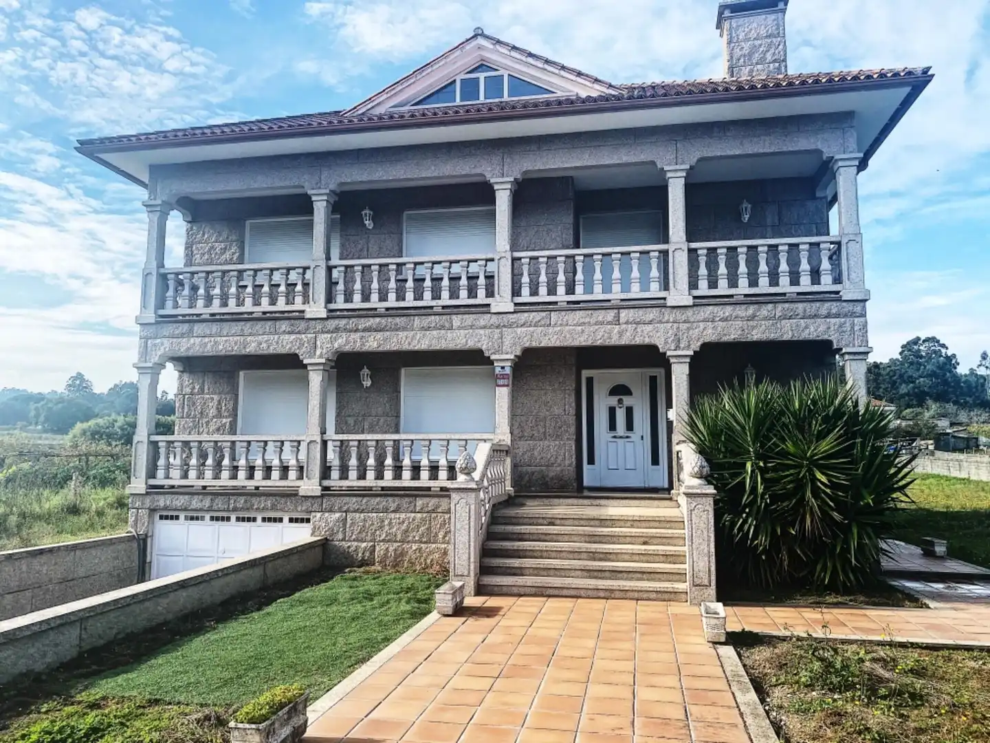 Casa o xalet en venda a Avenida Pedro Mateo Sagasta, Caldas de Reis Vista exterior de Casa o xalet en venda en Caldas de Reis amb Terrassa i Balcó