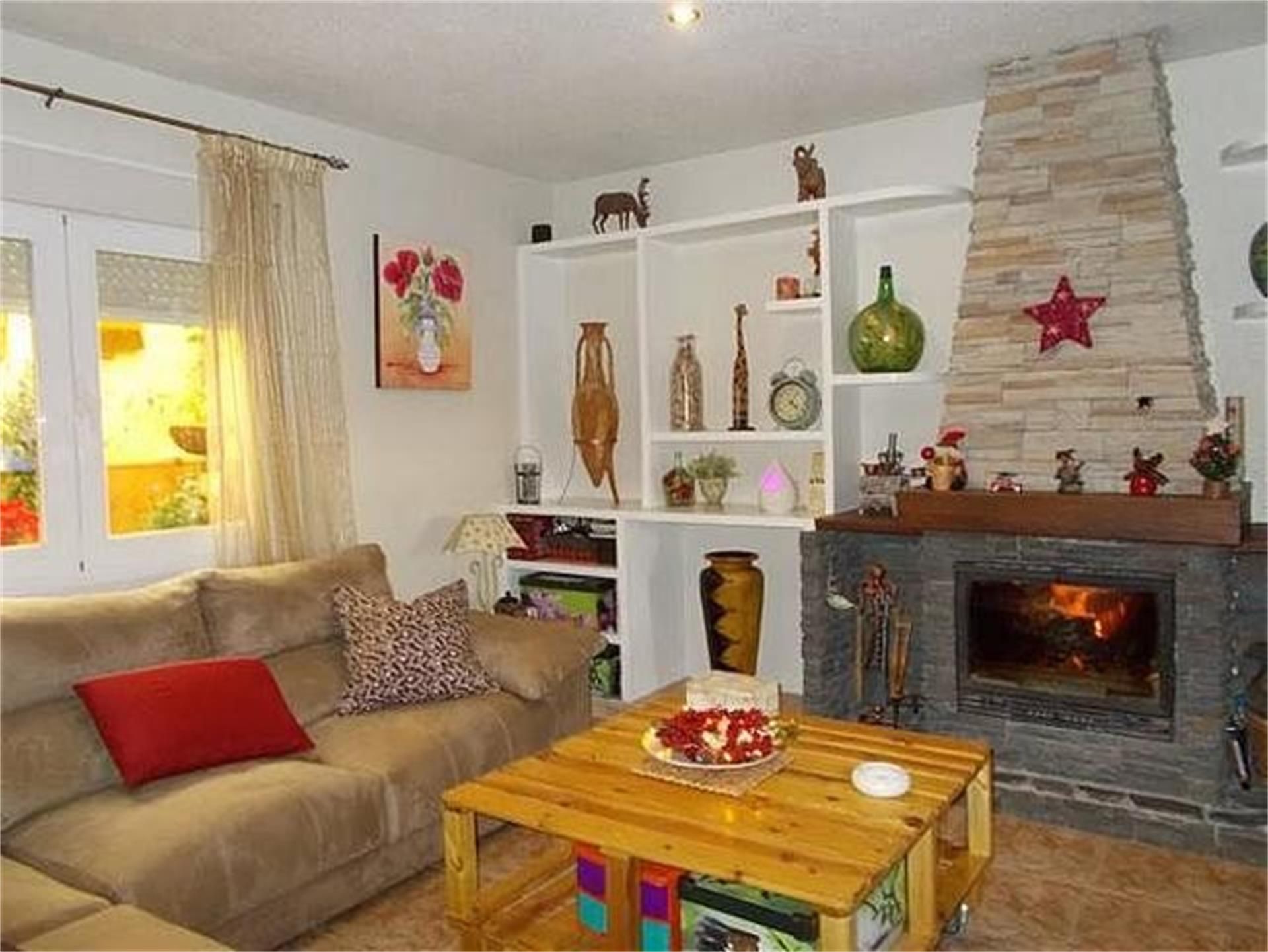 Sala d'estar de Dúplex en venda en El Ejido amb Aire condicionat i Jardí privat