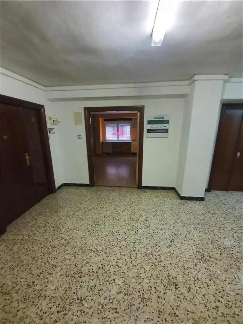 Oficina en venta en Calle Navas de Tolosa, Barrio de Delicias Oficina en venta en Zaragoza