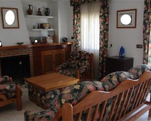 Living room of Single-family semi-detached for sale in Cazorla  with Terrace and Balcony