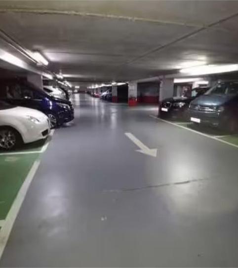 Garage to rent in Square de Pontevedra, 5, Ensanche, A Coruña - image 2 Photo 2 of Garage to rent in Square de Pontevedra, 5, Ensanche, A Coruña