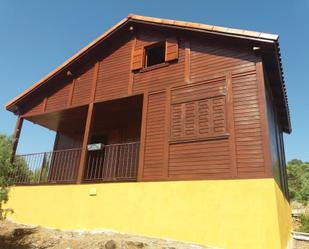 Vista exterior de Casa o xalet en venda en Torremocha de Jarama amb Terrassa