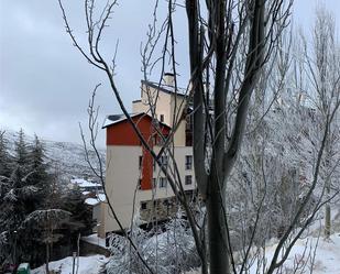 Außenansicht von Wohnungen miete in Sierra Nevada mit Terrasse