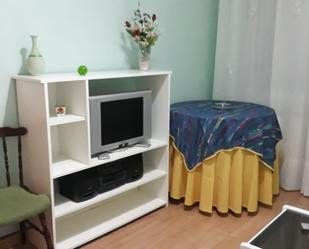 Living room of Flat for sale in Herencia  with Balcony
