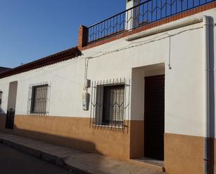 Vista exterior de Casa o xalet en venda en Lorca amb Terrassa