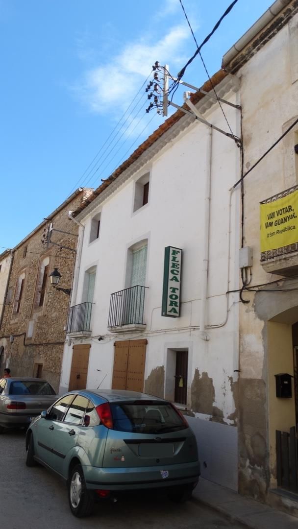 Exterior view of Flat for sale in Ginestar  with Terrace and Oven
