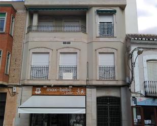Exterior view of Office for sale in Valdepeñas