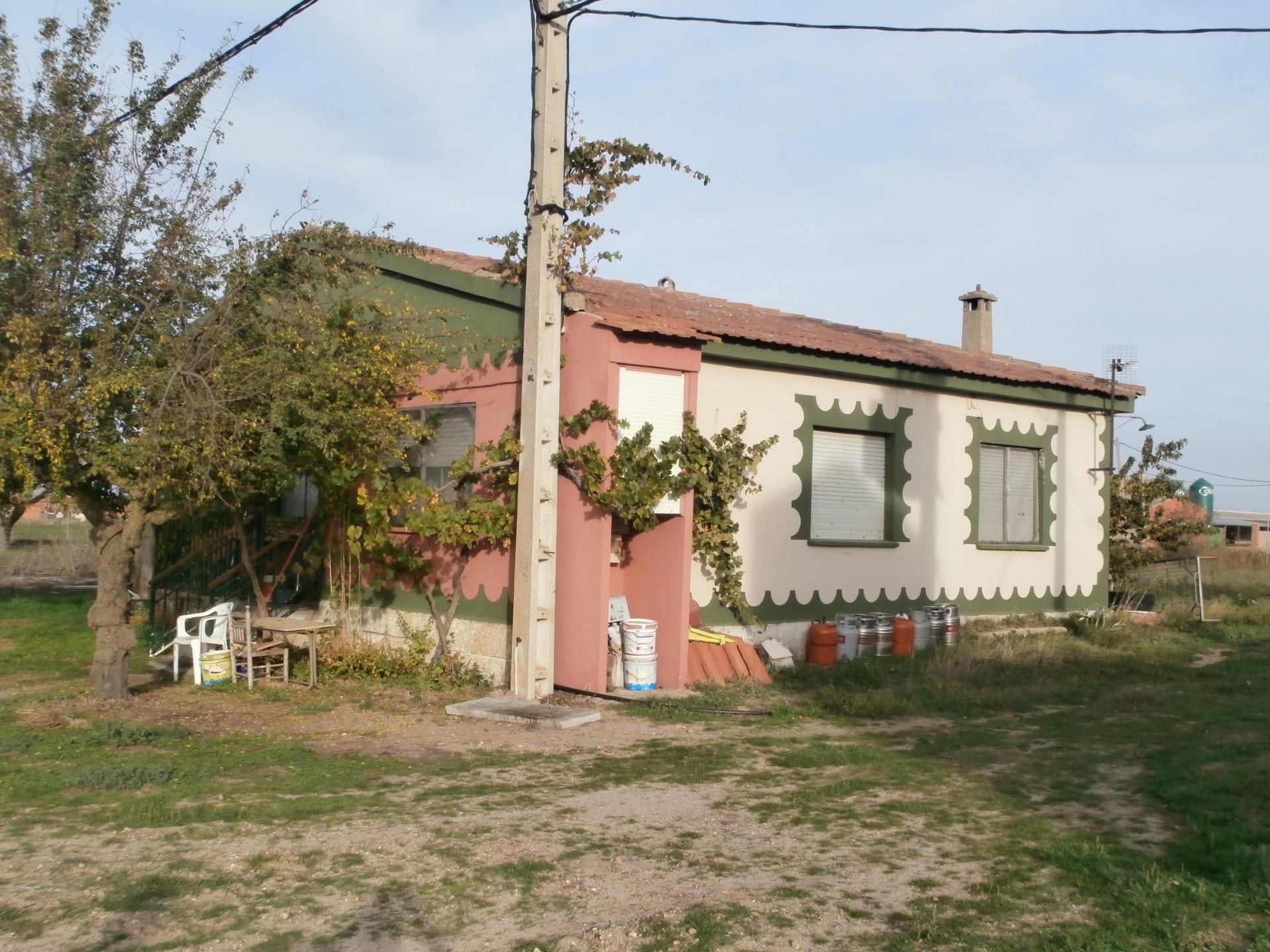 Exterior view of Land for sale in Villaralbo