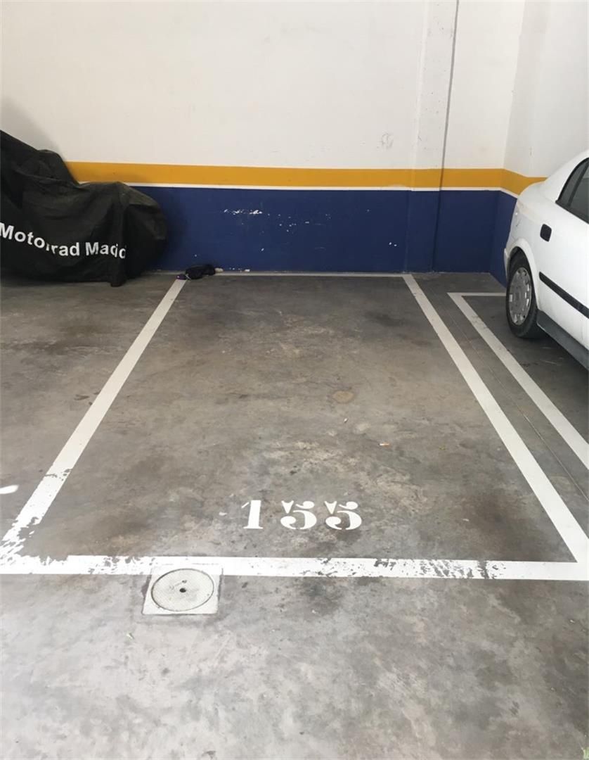 Garage for sale in Villalbilla