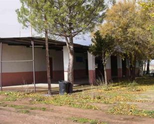 Vista exterior de Casa o xalet en venda en Villafranca de los Caballeros amb Terrassa