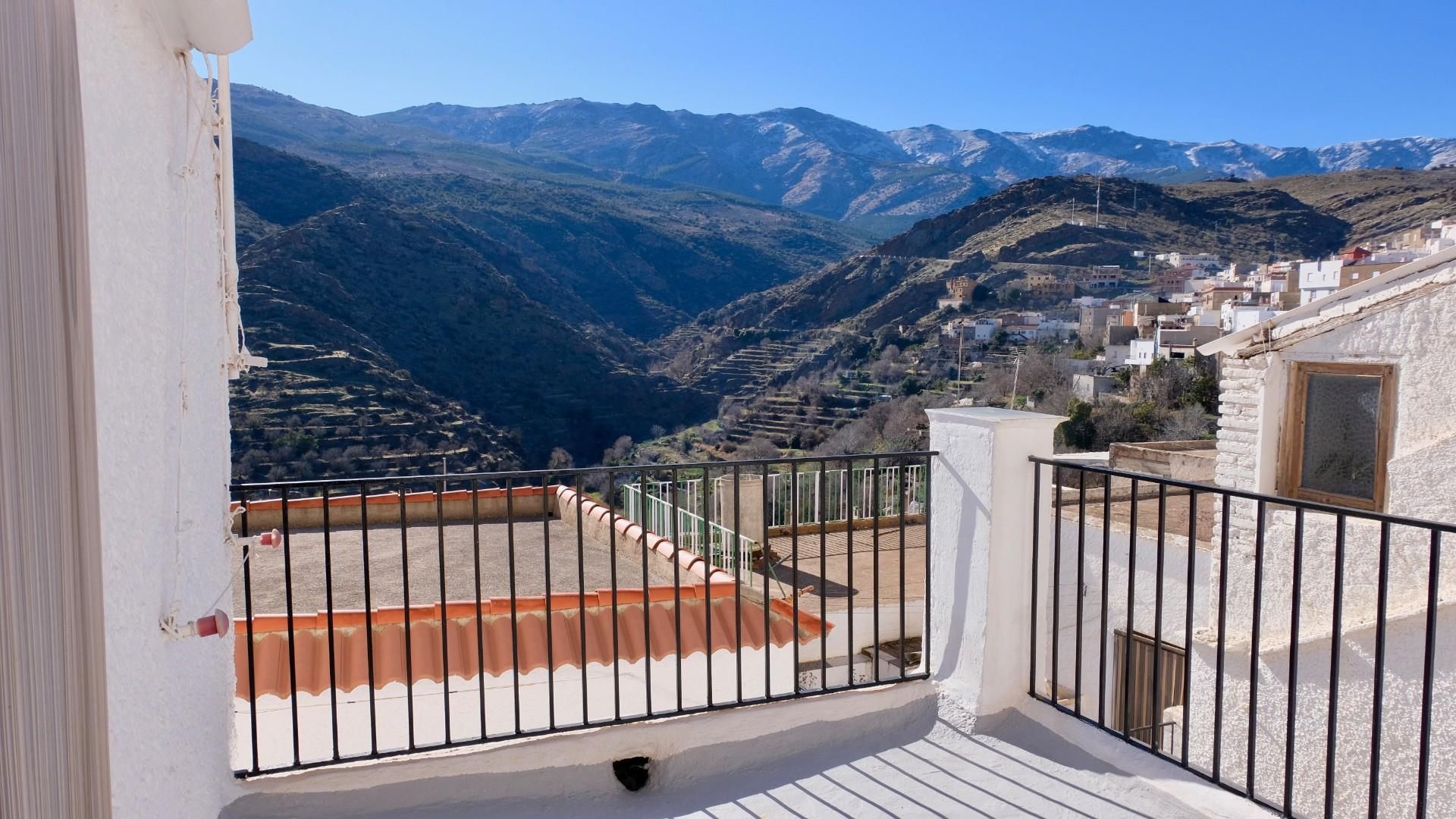 Exterior view of Single-family semi-detached for sale in Abrucena  with Terrace and Balcony