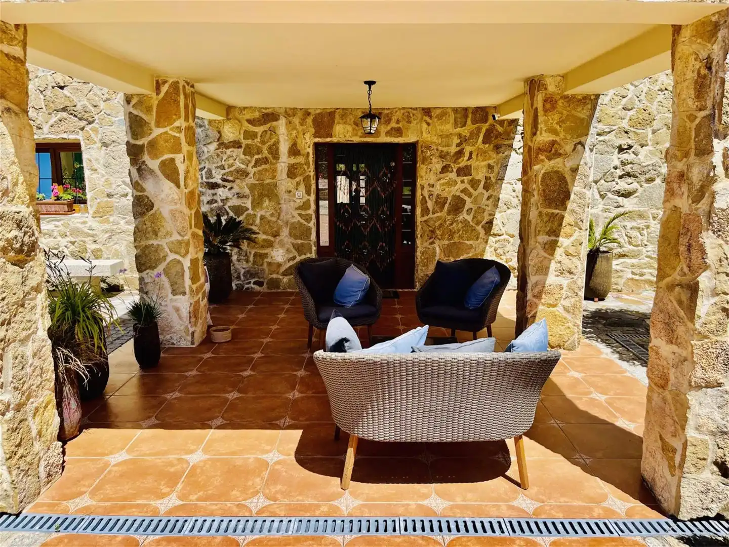 Terrassa de Casa o xalet en venda en Porto do Son amb Calefacció, Jardí privat i Terrassa