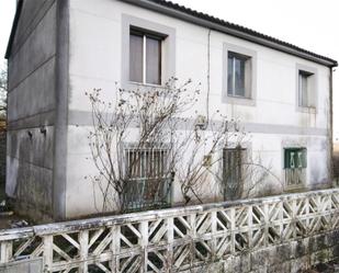 Exterior view of House or chalet for sale in Sobrado (A Coruña)