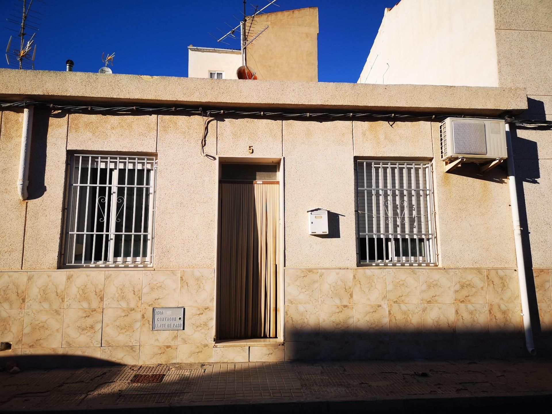 Exterior view of Planta baja for sale in Elda  with Air Conditioner