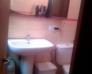 Bathroom of Flat for sale in Linyola  with Terrace and Balcony