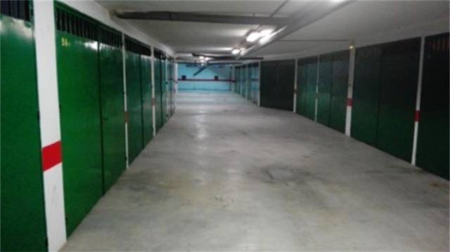 Garaje en Venta en Calle Altozano en Aguilar de la Frontera