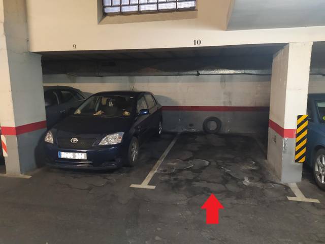 Garaje en Alquiler en Calle de Sangenjo, 6 en La Paz