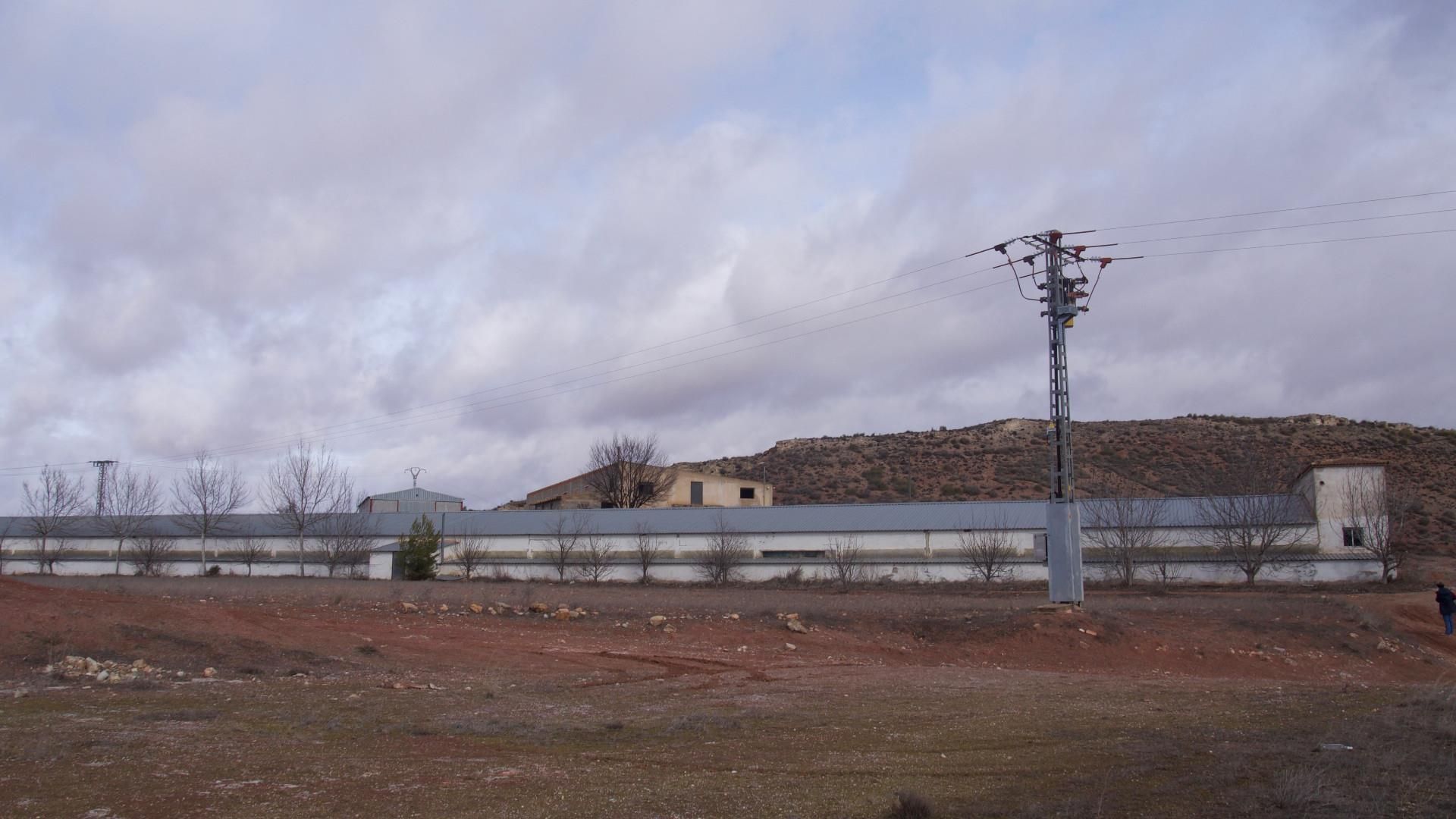 Exterior view of Industrial buildings for sale in Fuentealbilla