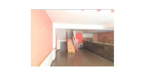 Premises for sale in Calle Santa Ana, Plaza de Toros, Zaragoza Capital - image 2 Photo 2 of Premises for sale in Calle Santa Ana, Plaza de Toros, Zaragoza Capital