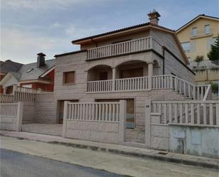 Exterior view of House or chalet for sale in Camponaraya  with Terrace and Balcony