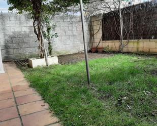 Jardí de Pis de lloguer en  Madrid Capital amb Aire condicionat, Calefacció i Jardí privat