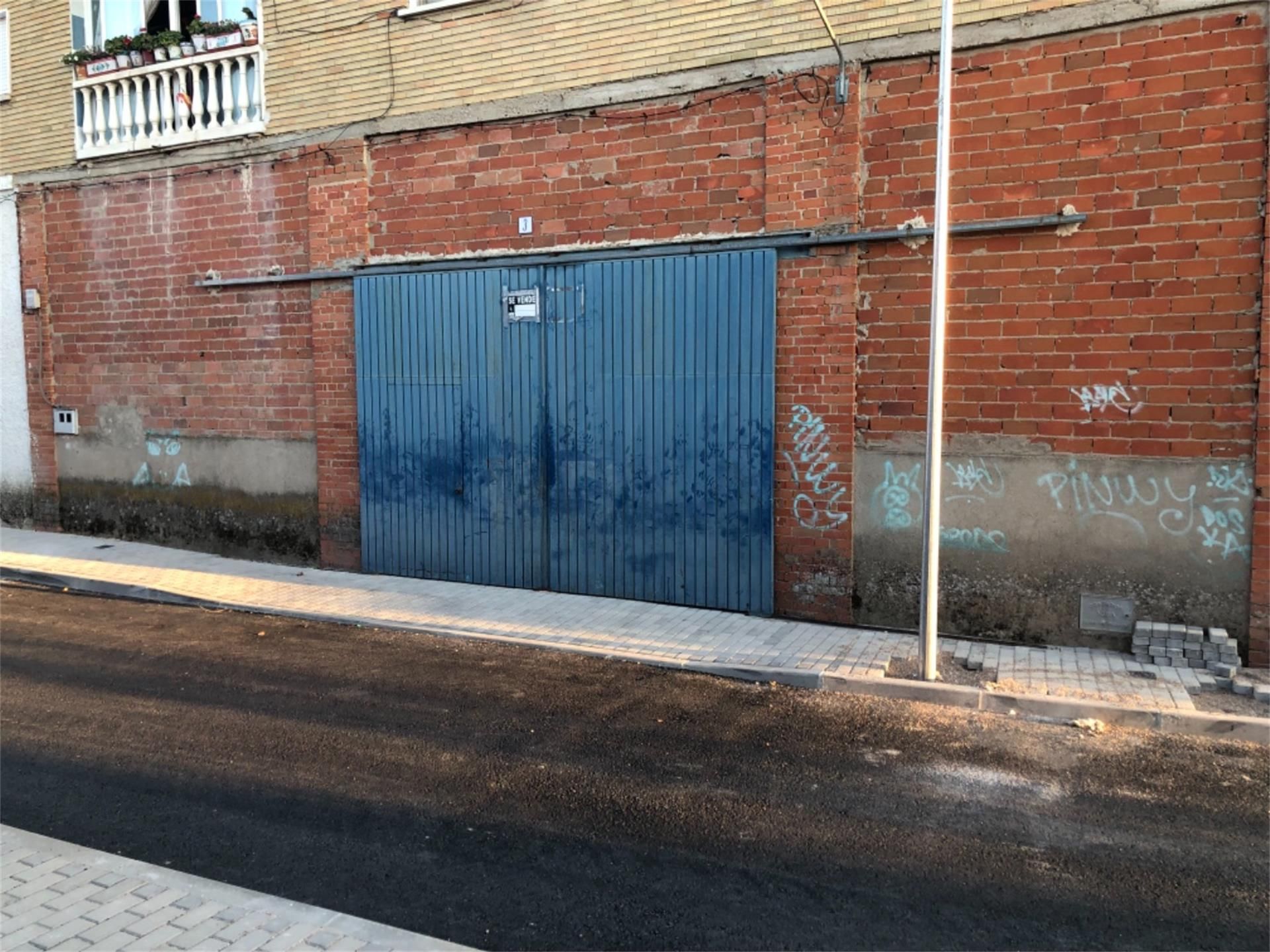 Exterior view of Industrial buildings for sale in Quismondo