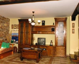 Living room of Premises for sale in Vallejera de Riofrío  with Heating