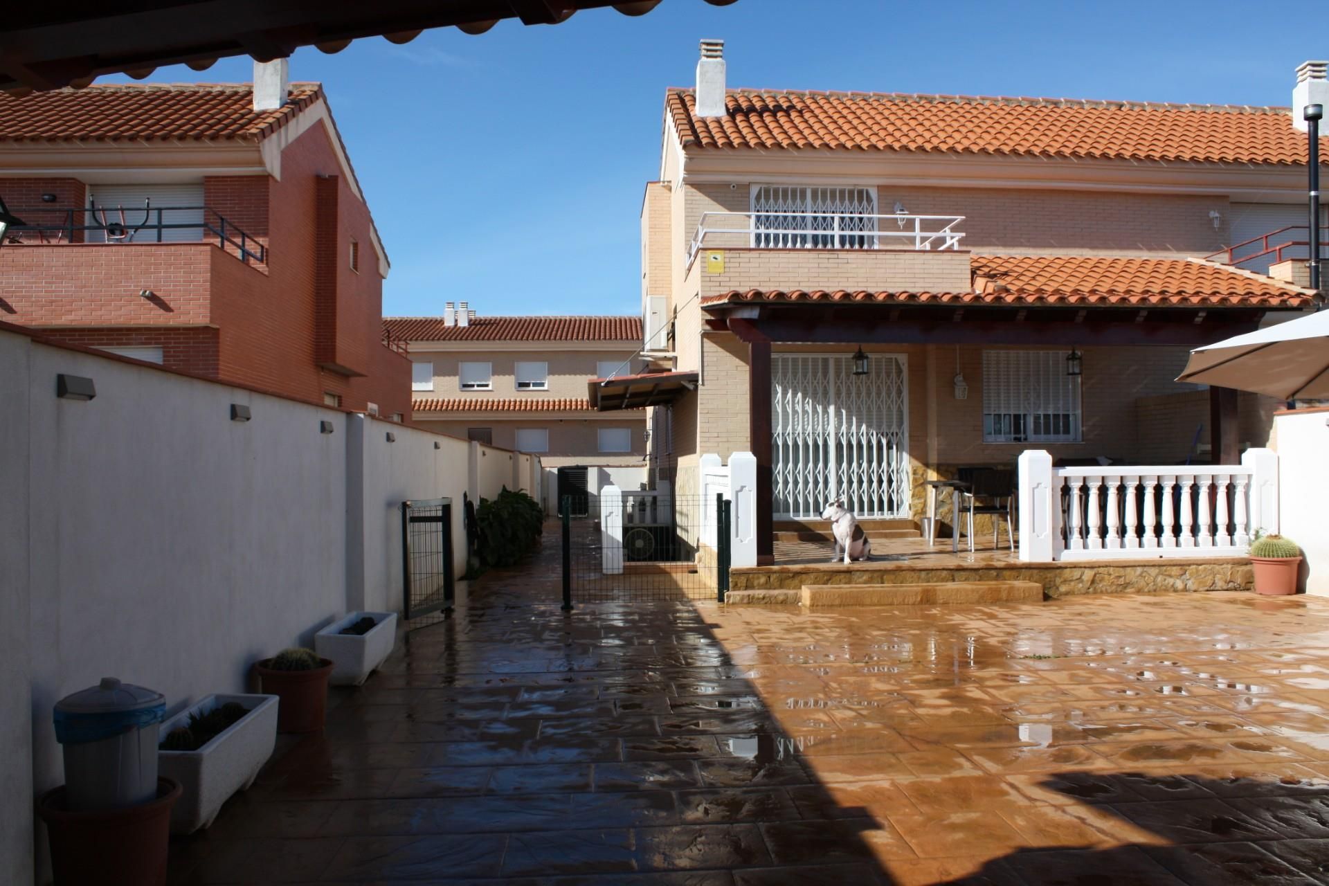 Exterior view of Single-family semi-detached for sale in Alfara de la Baronia  with Air Conditioner and Terrace