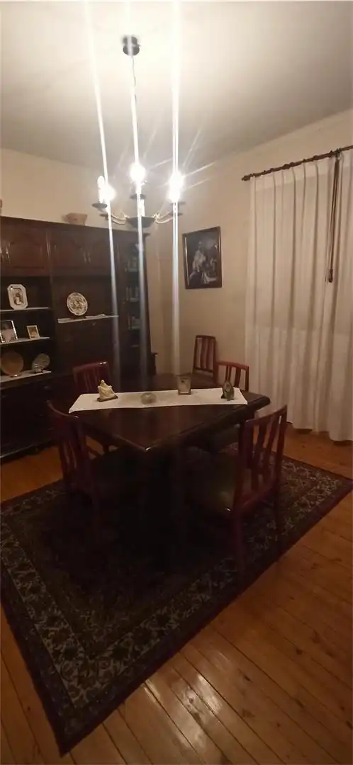 Einfamilien-Reihenhaus zum Verkauf in Calle Nueva, 24, Villarejo de Órbigo Esszimmer von Einfamilien-Reihenhaus zum Verkauf in Villarejo de Órbigo mit Heizung, Abstellraum und Ofen