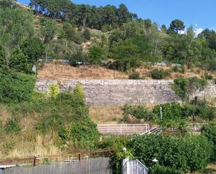 Vista exterior de Pis en venda en Baños de Montemayor amb Calefacció, Terrassa i Moblat