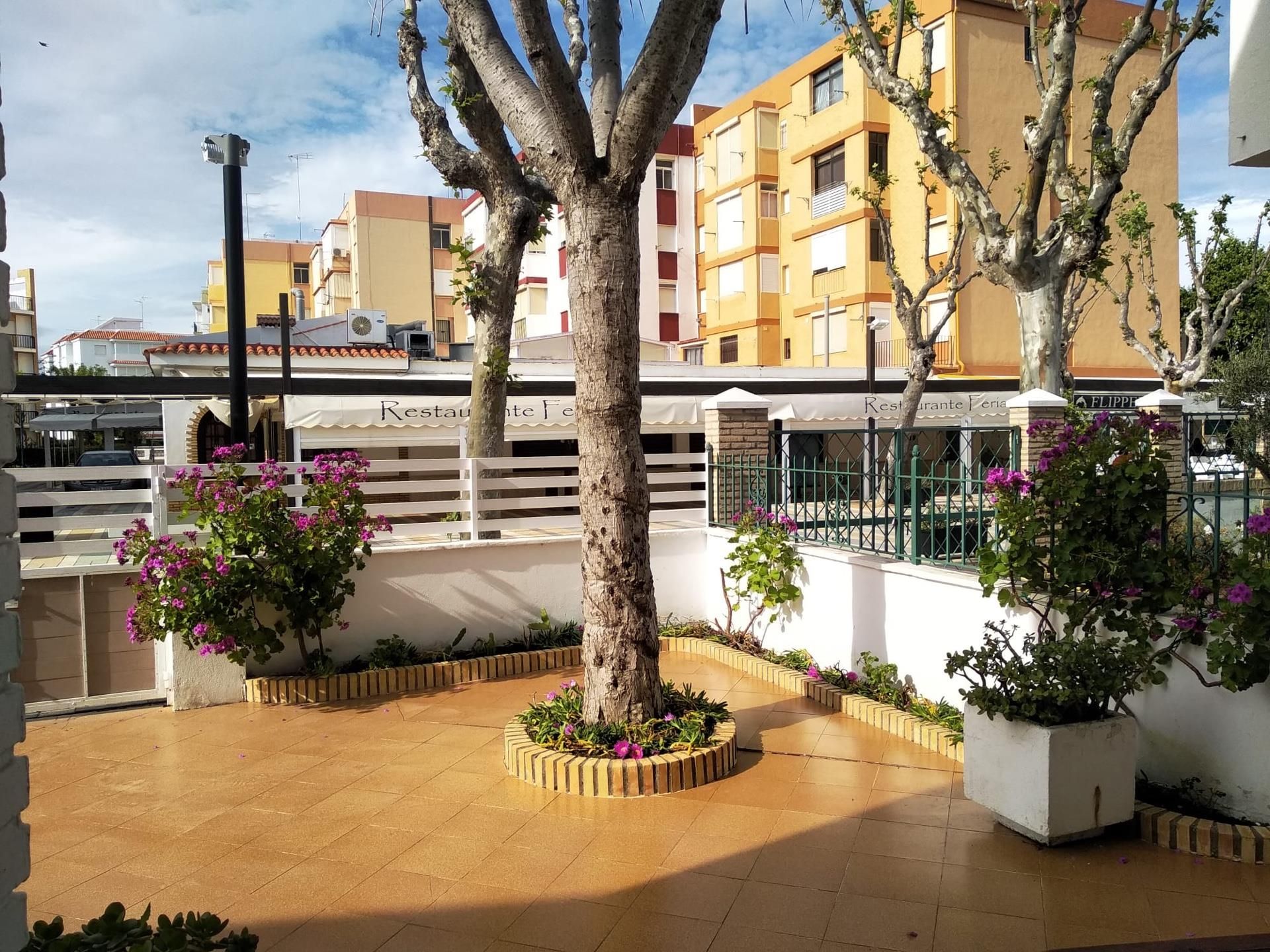 Exterior view of House or chalet to rent in La Antilla  with Terrace, Furnished and Washing machine