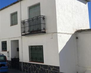 Vista exterior de Casa adosada en venda en Bérchules amb Terrassa i Balcó