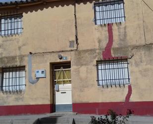 Vista exterior de Casa adosada en venda en Aguilar de Campos