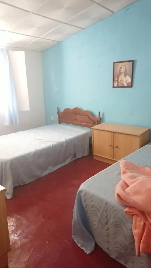 Einfamilien-Reihenhaus zum Verkauf in Calle Corredera, 51, Mengíbar Schlafzimmer von Einfamilien-Reihenhaus zum Verkauf in Mengíbar mit Klimaanlage, Terrasse und Abstellraum