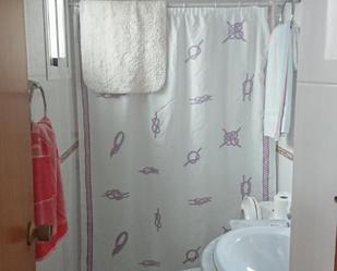 Bathroom of Single-family semi-detached for sale in Mengíbar  with Air Conditioner, Terrace and Balcony