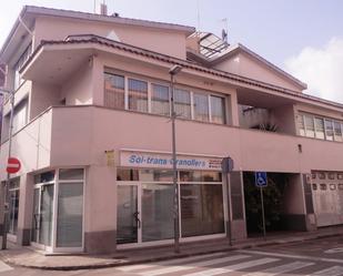 Exterior view of Single-family semi-detached for sale in Vilanova del Vallès  with Air Conditioner, Heating and Private garden