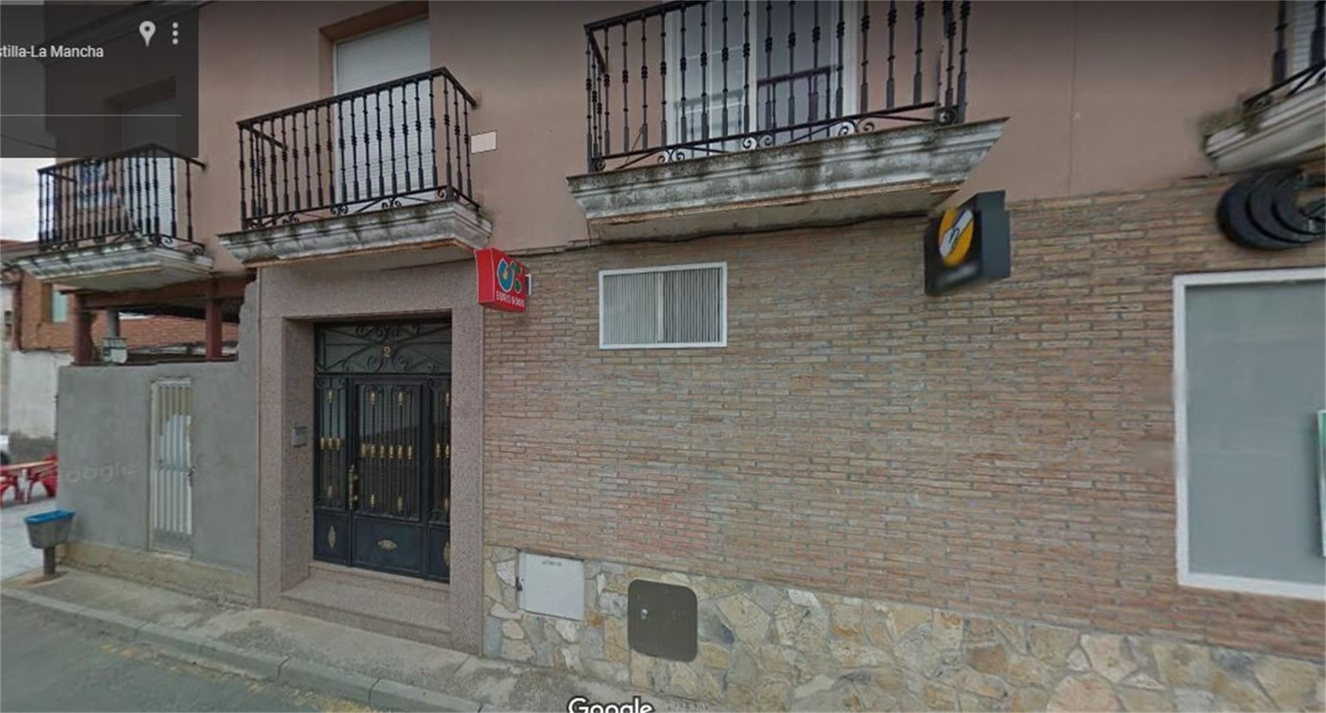 Vista exterior de Local en venda en Espinosa de Henares