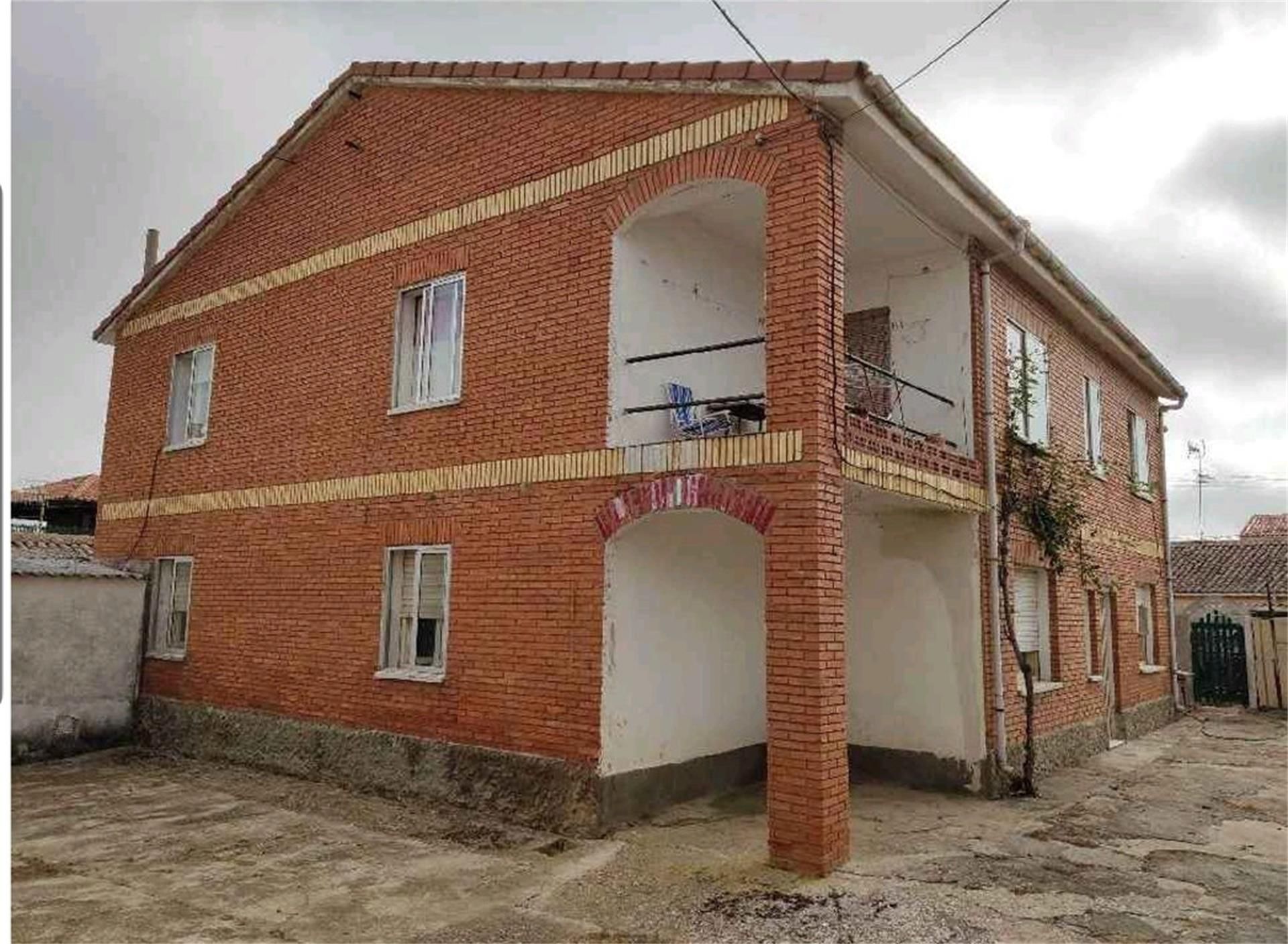 Exterior view of House or chalet for sale in Villada  with Heating, Private garden and Terrace