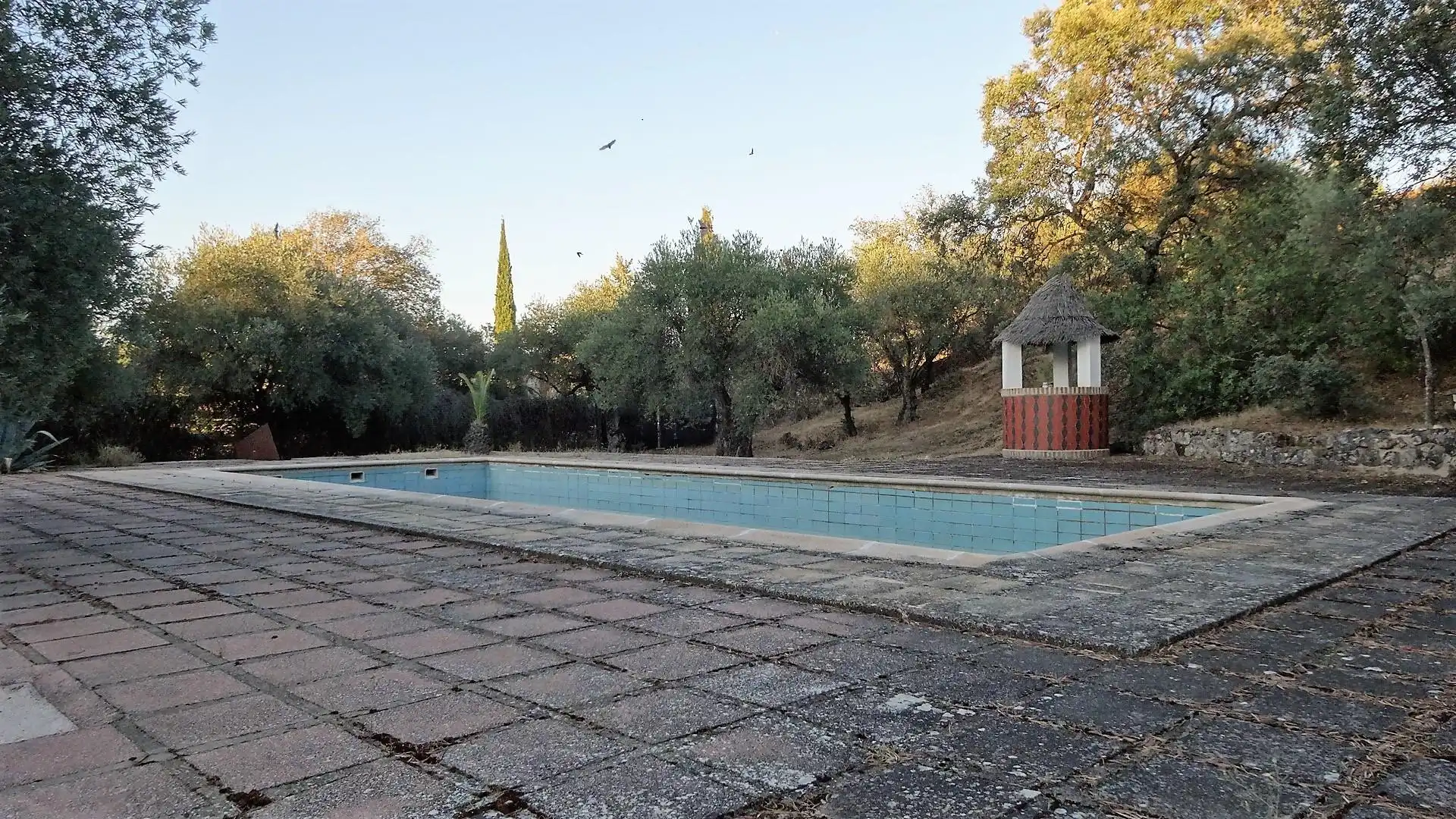 Houses for sale in Camino Pontezuelas, Los Cigarrales-La Bastida Swimming pool of Houses for sale in Toledo with Heating, Private garden and Terrace
