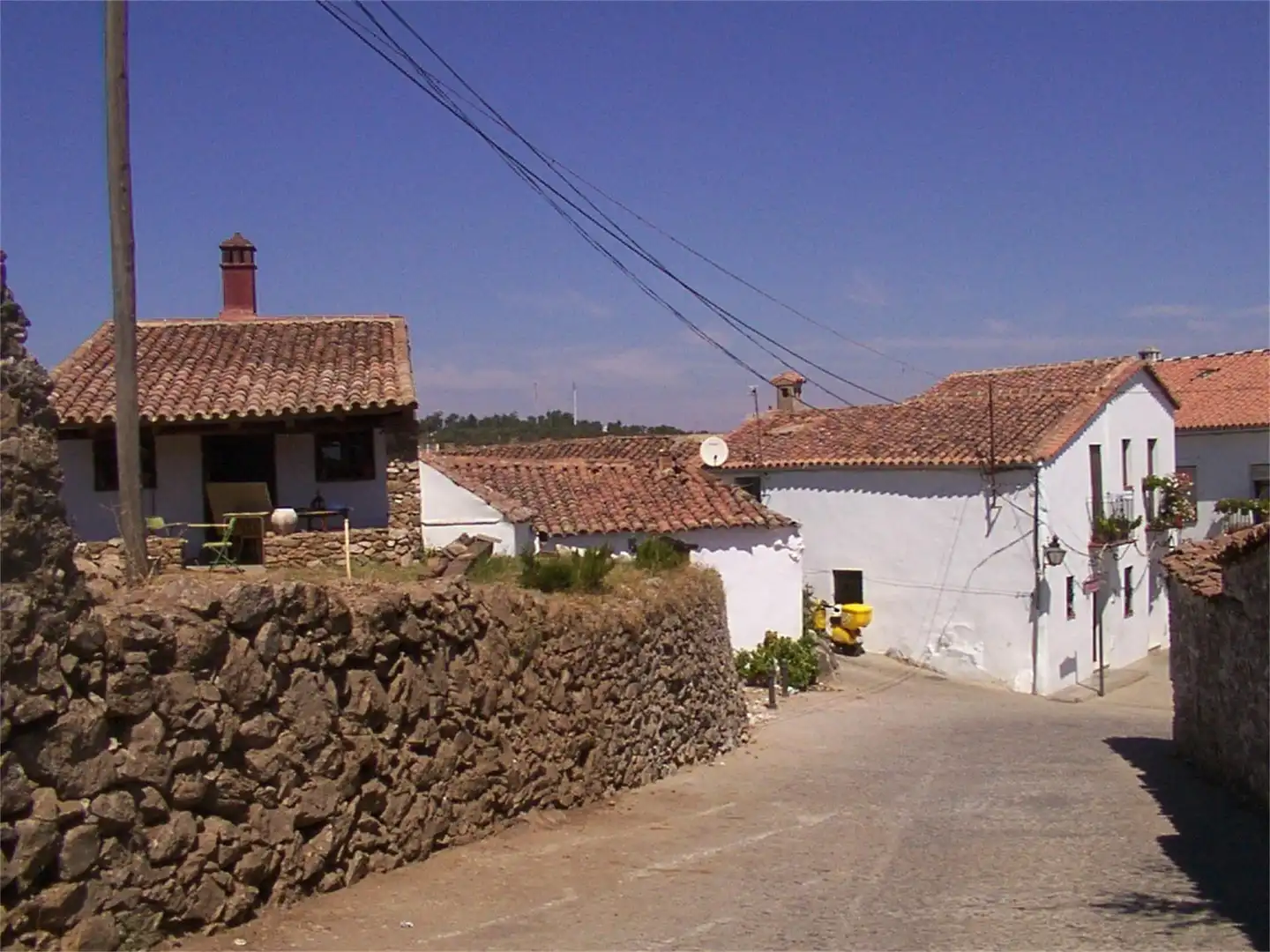 Exterior view of Flat for sale in Aracena