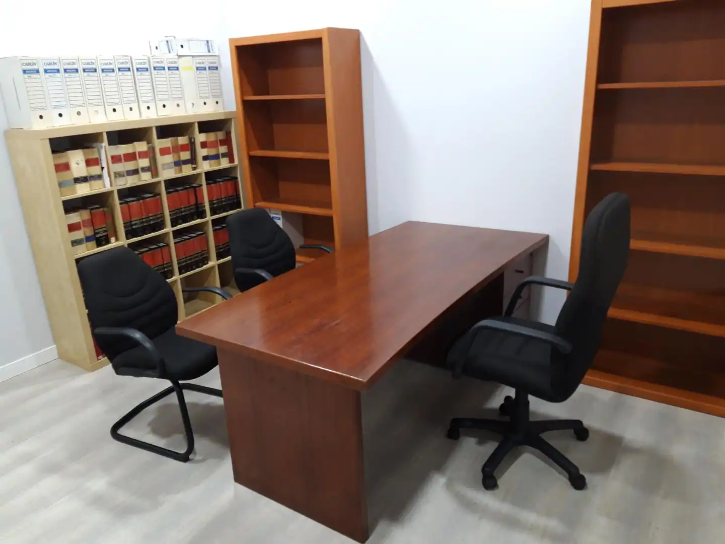 Oficina de alquiler en Siero