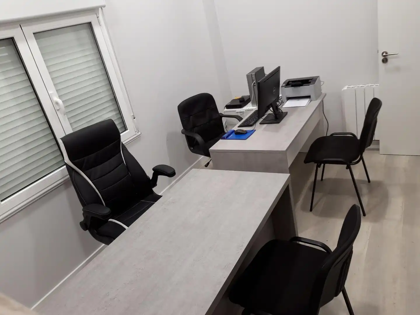 Oficina de alquiler en Siero