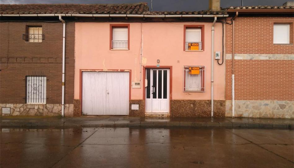 Photo 1 of Single-family semi-detached for sale in Calle Medio, Villaornate y Castro, León